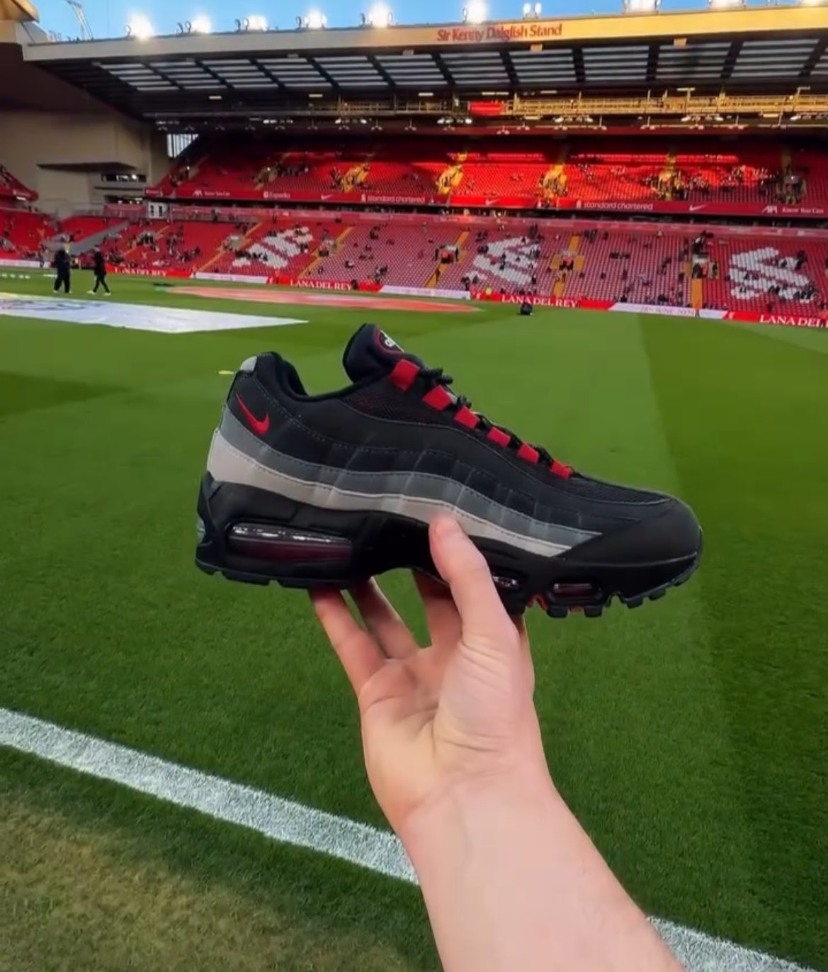 Liverpool F.C. x Nike Air Max 95: Een laatste eerbetoon aan een legendarische samenwerking