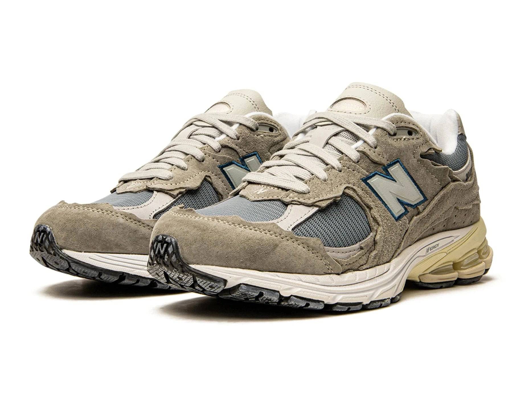 New Balance 2002R Protection Pack Mirage Grey